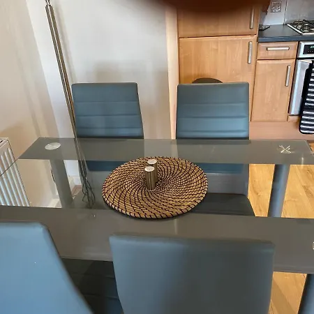 Apartman Lovely 2bed With Balcony! *